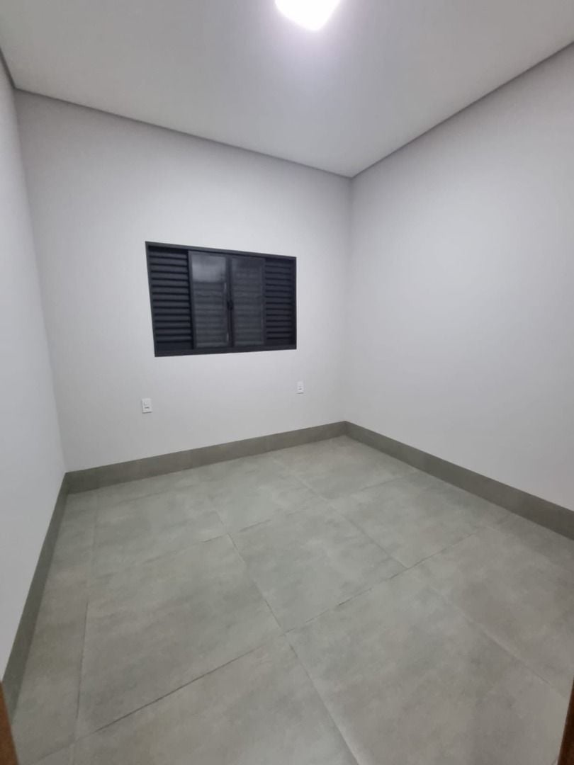 Casa à venda com 3 quartos, 120m² - Foto 11