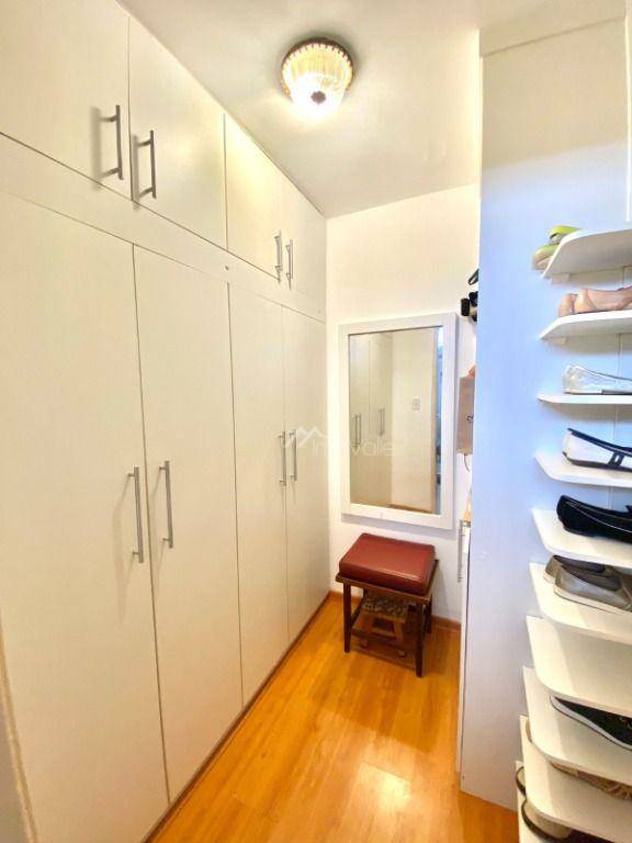 Apartamento à venda com 4 quartos, 158m² - Foto 31