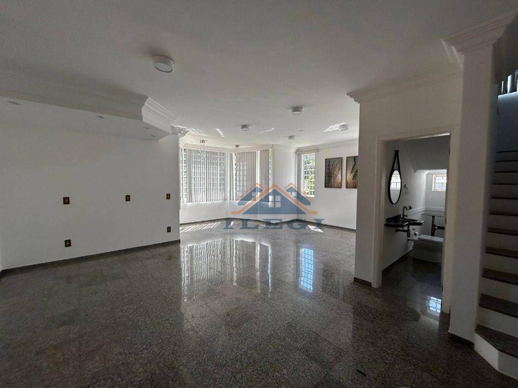 Casa de Condomínio à venda com 4 quartos, 376m² - Foto 11