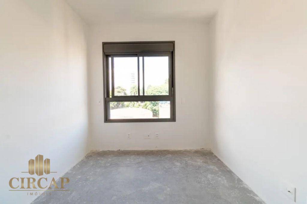 Apartamento à venda com 3 quartos, 165m² - Foto 10