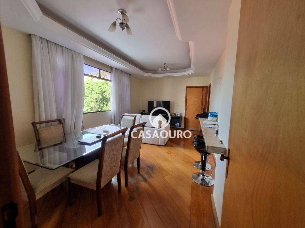 Apartamento à venda com 3 quartos, 77m² - Foto 3