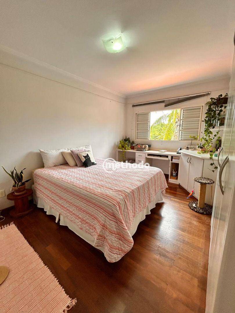 Casa à venda com 5 quartos, 263m² - Foto 13