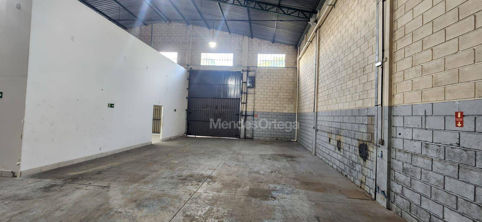 Depósito-Galpão-Armazém para alugar, 520m² - Foto 6