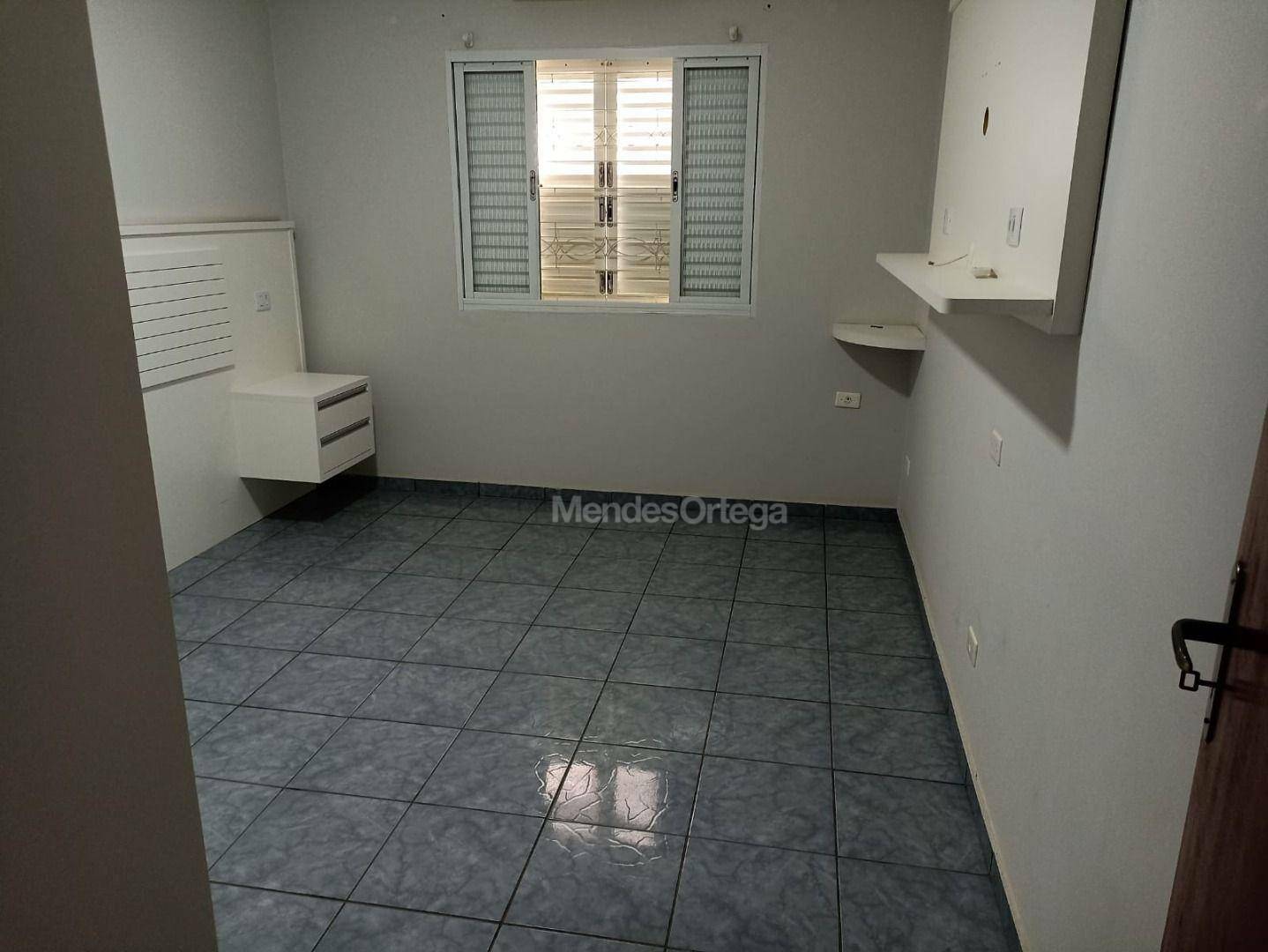 Casa à venda com 2 quartos, 120m² - Foto 8