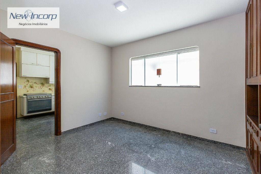 Sobrado à venda com 4 quartos, 298m² - Foto 21