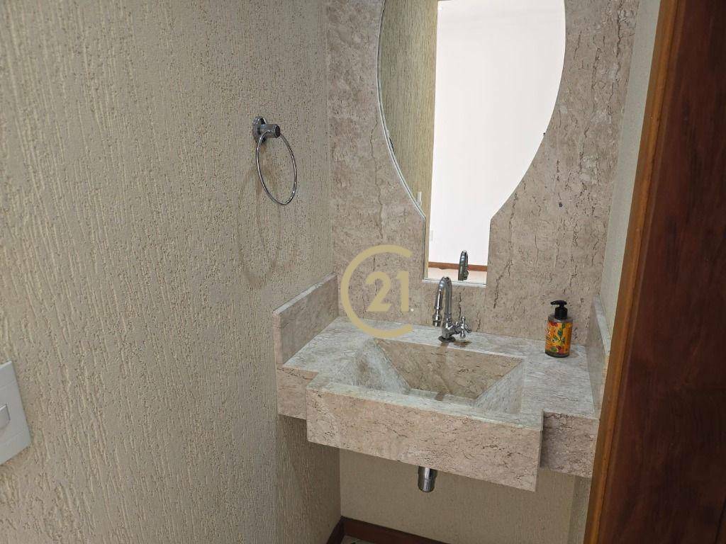 Casa de Condomínio para alugar com 4 quartos, 343m² - Foto 21