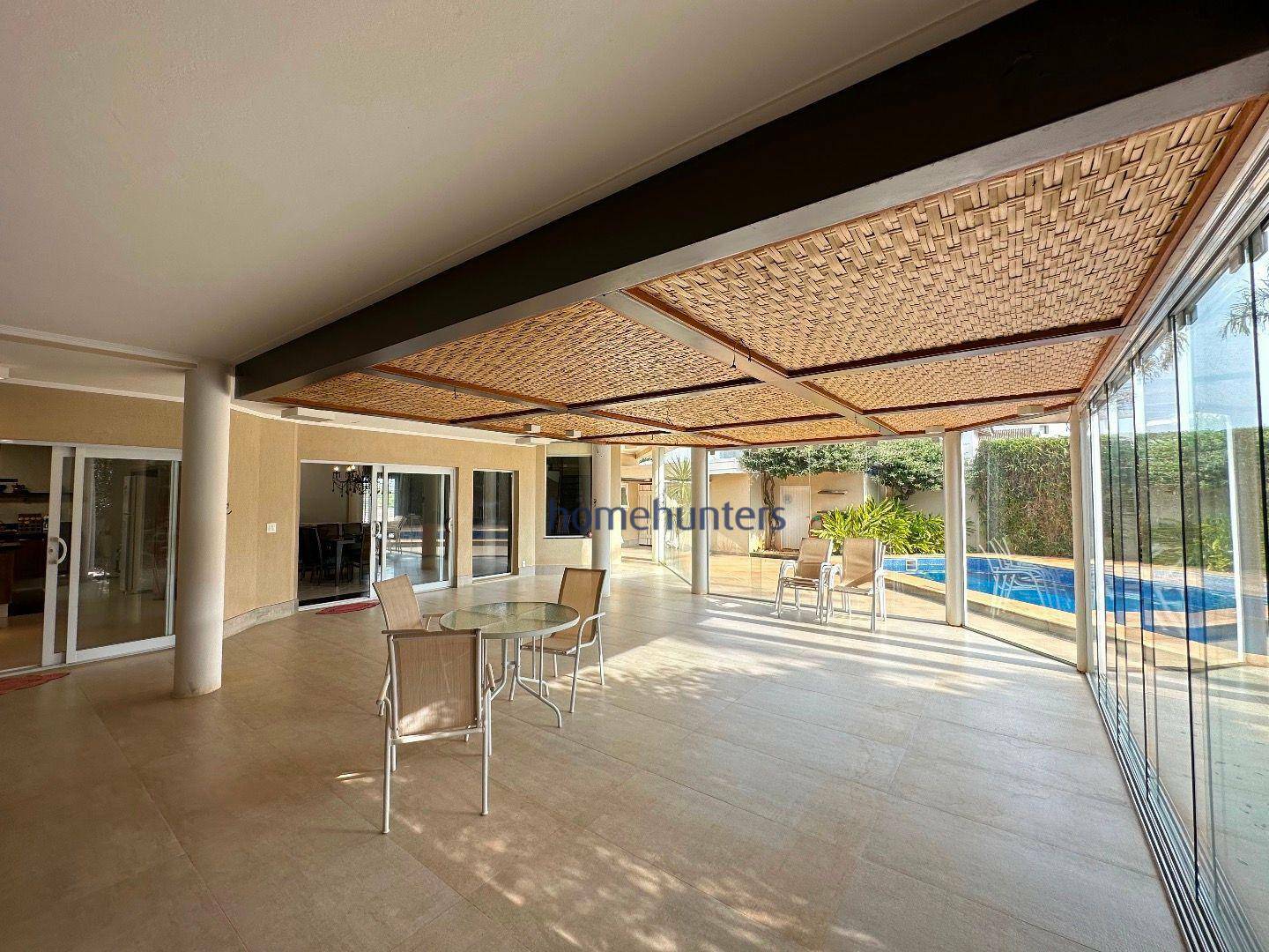 Casa de Condomínio à venda com 3 quartos, 356m² - Foto 4