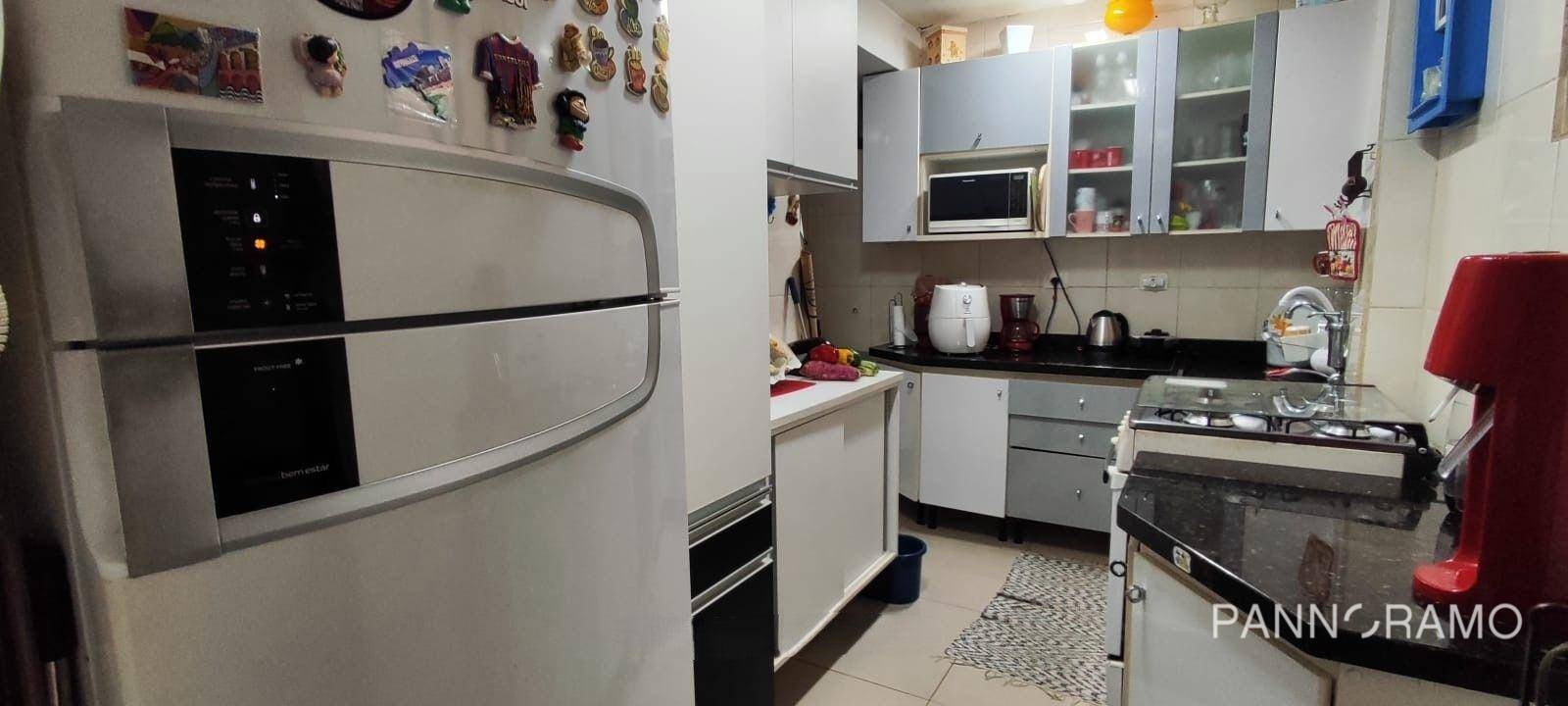 Apartamento à venda com 3 quartos, 74m² - Foto 3