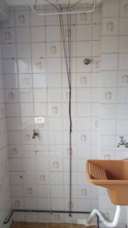 Apartamento para alugar com 2 quartos, 70m² - Foto 58
