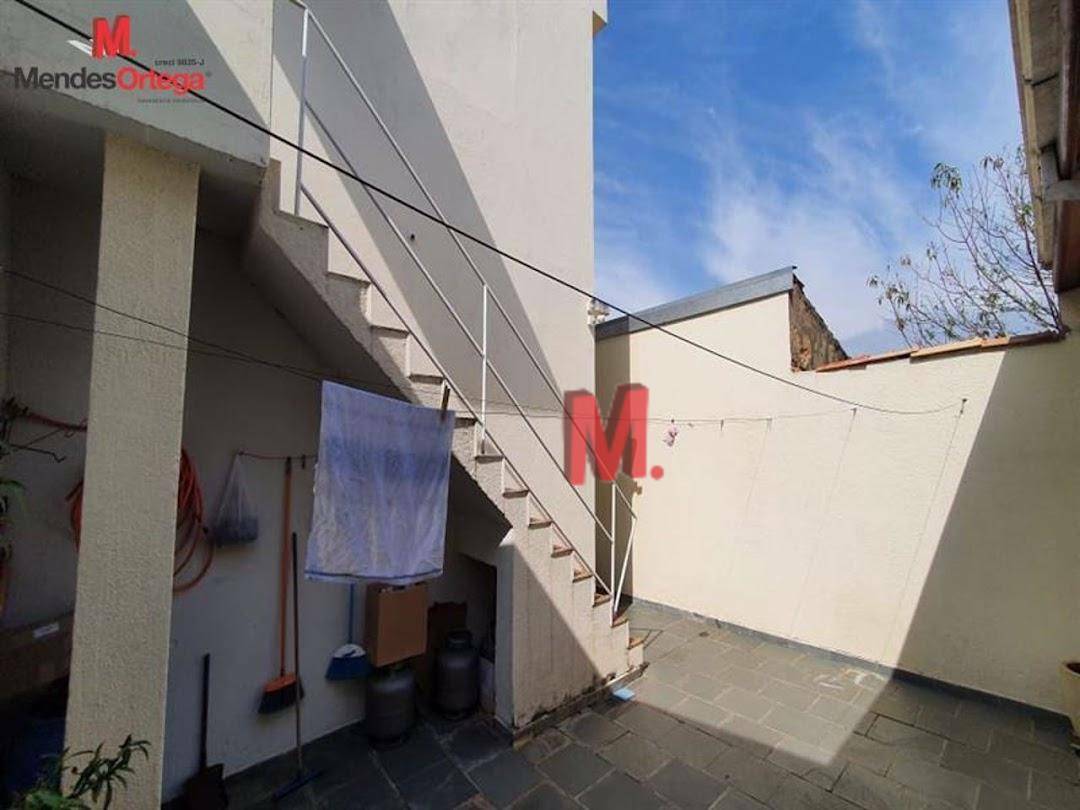 Casa à venda com 3 quartos, 197m² - Foto 24