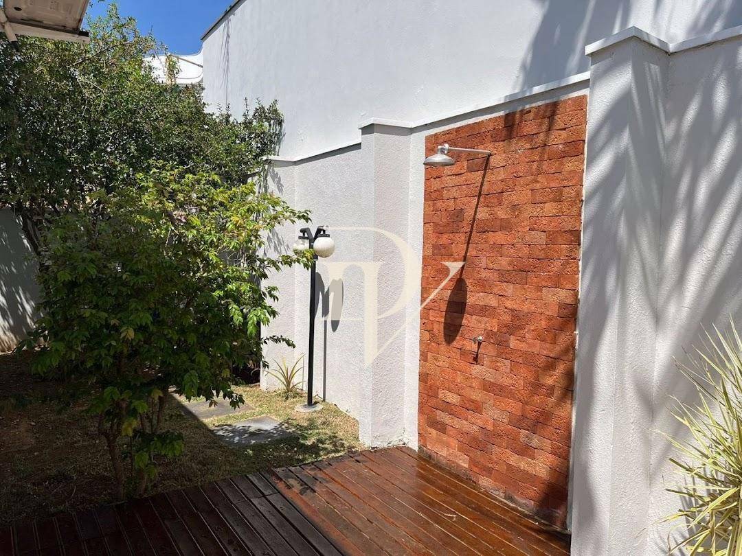 Casa à venda com 3 quartos, 219m² - Foto 24