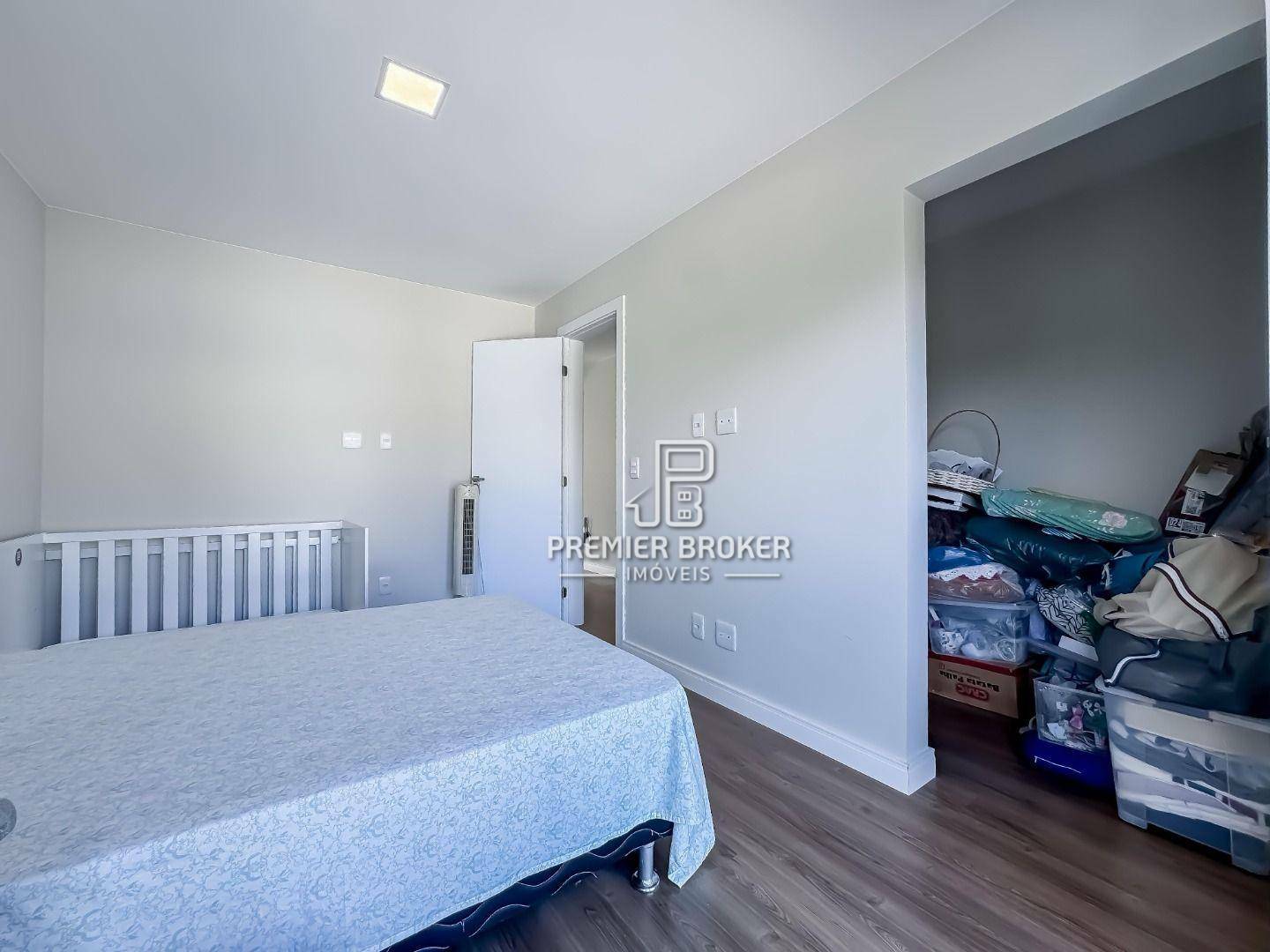 Casa de Condomínio à venda com 4 quartos, 204m² - Foto 12