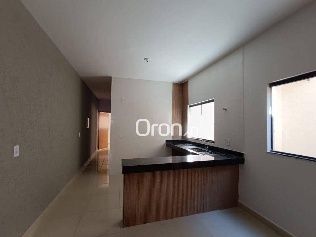 Casa à venda com 3 quartos, 87m² - Foto 3