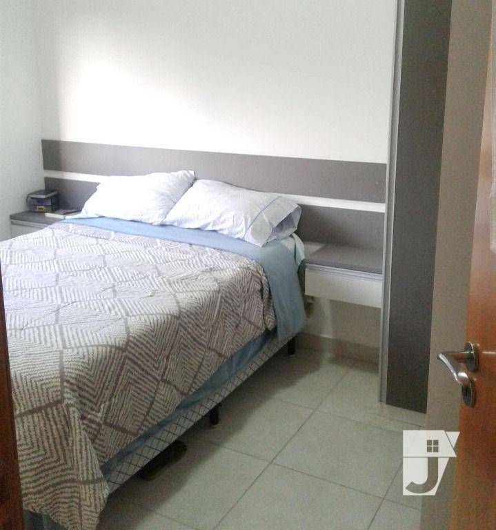 Apartamento à venda com 1 quarto, 33m² - Foto 4