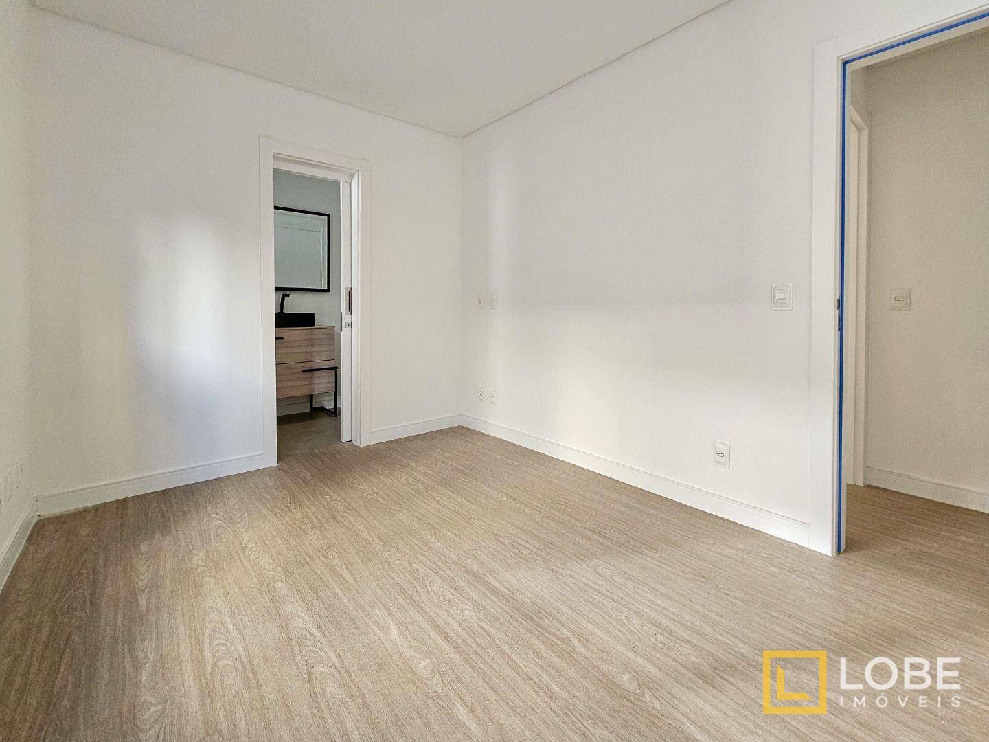 Apartamento à venda com 3 quartos, 118m² - Foto 11