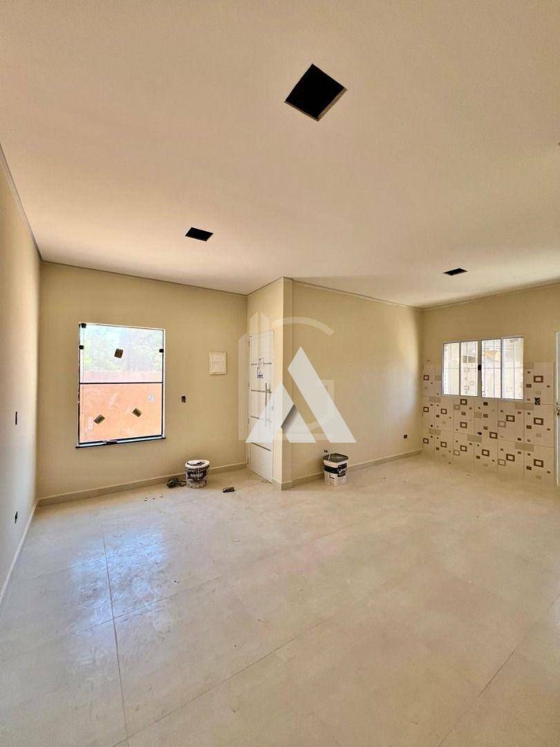 Casa à venda com 2 quartos, 53m² - Foto 5