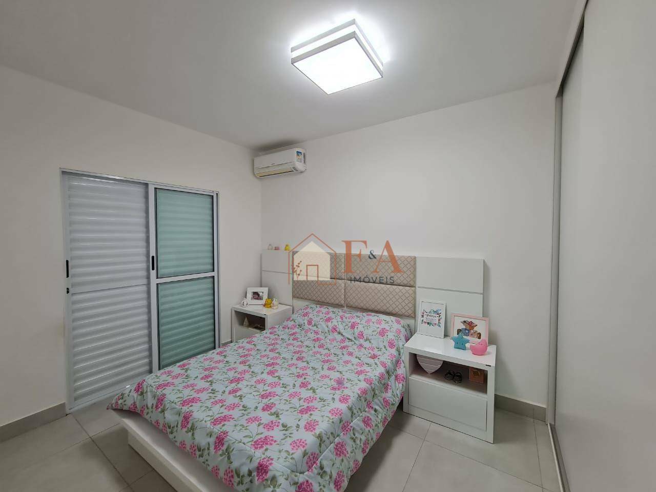 Casa à venda com 3 quartos, 130m² - Foto 11