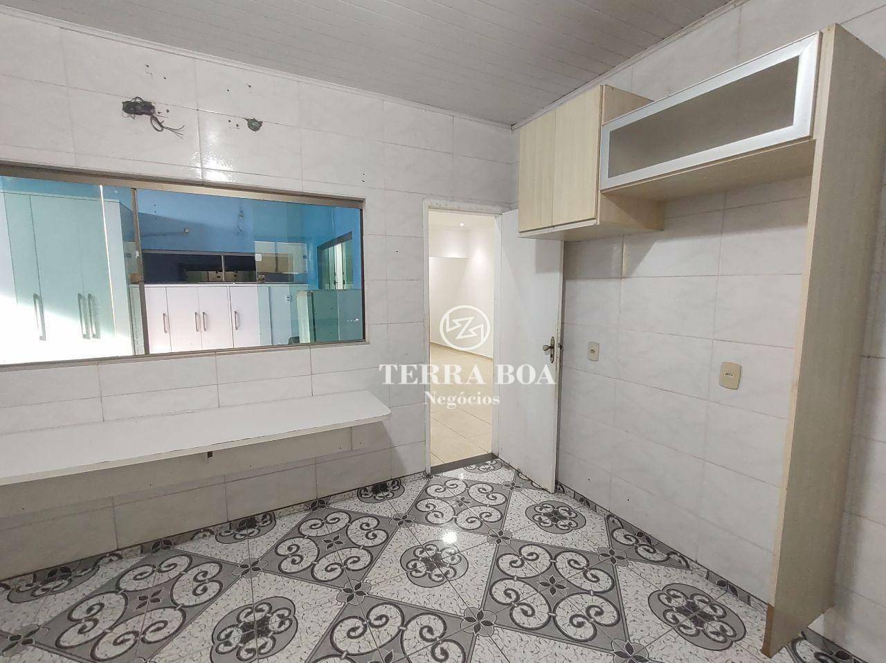 Casa para alugar com 4 quartos, 300m² - Foto 9