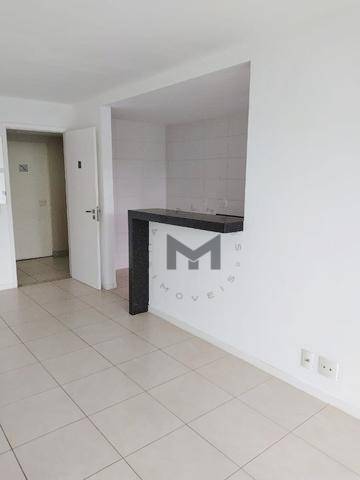 Apartamento à venda com 2 quartos, 75m² - Foto 7