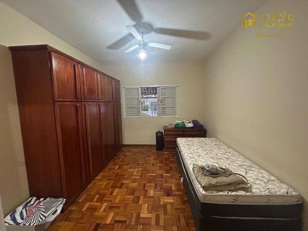 Casa à venda com 3 quartos, 220m² - Foto 6