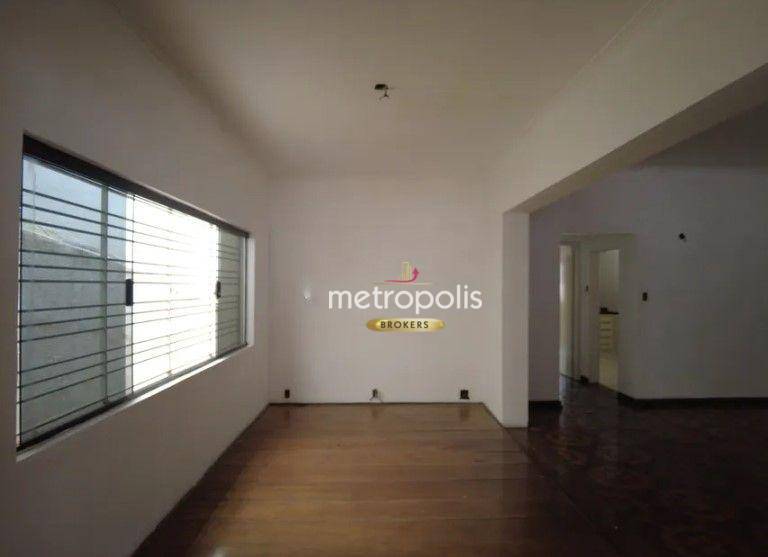 Casa à venda com 3 quartos, 320m² - Foto 1