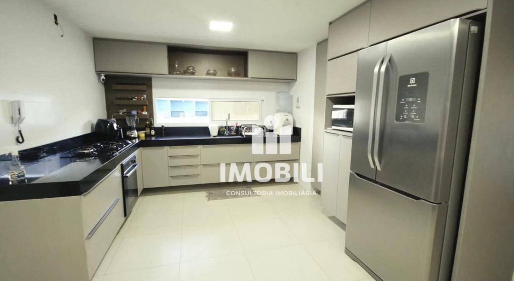 Apartamento à venda com 5 quartos, 260m² - Foto 24