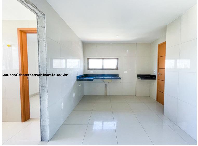 Cobertura à venda com 3 quartos, 200m² - Foto 9