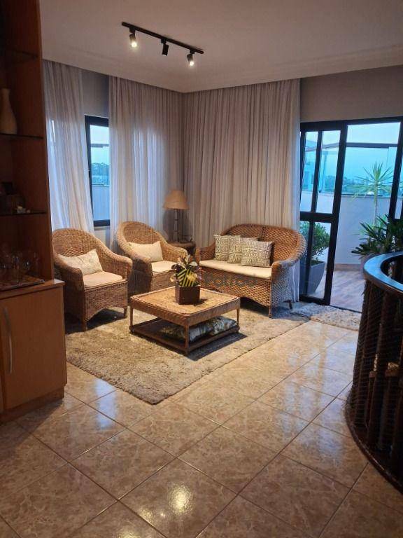 Cobertura à venda com 3 quartos, 200m² - Foto 3