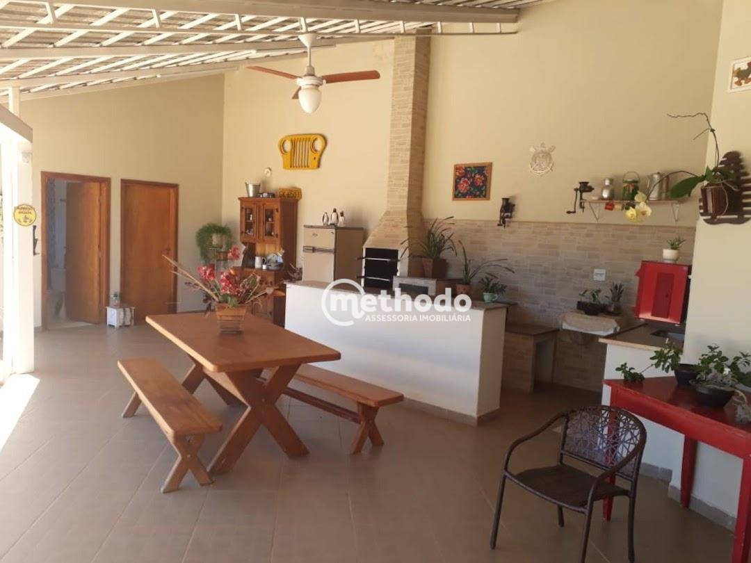 Chácara à venda com 3 quartos, 270m² - Foto 5