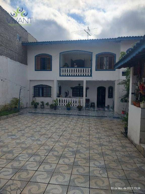 Sobrado à venda com 3 quartos, 197m² - Foto 4