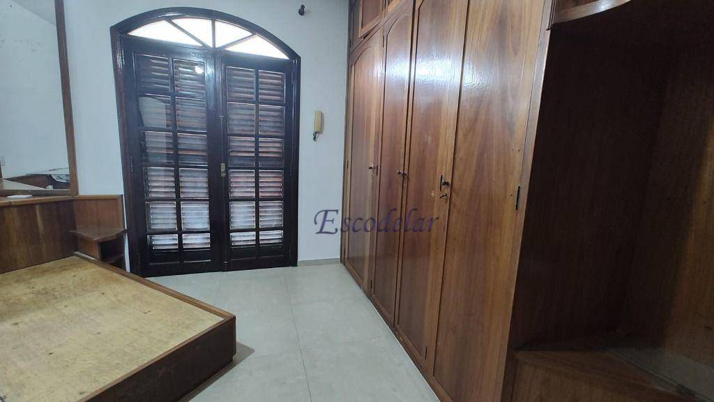 Sobrado para alugar com 4 quartos, 208m² - Foto 11