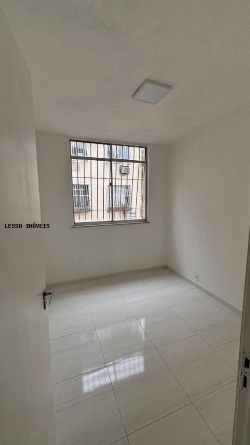 Apartamento à venda com 2 quartos, 66m² - Foto 5