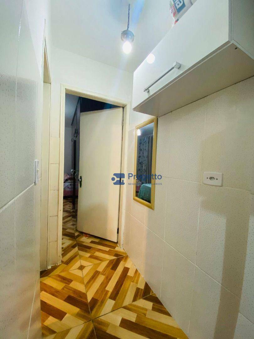 Casa à venda com 4 quartos, 95m² - Foto 13