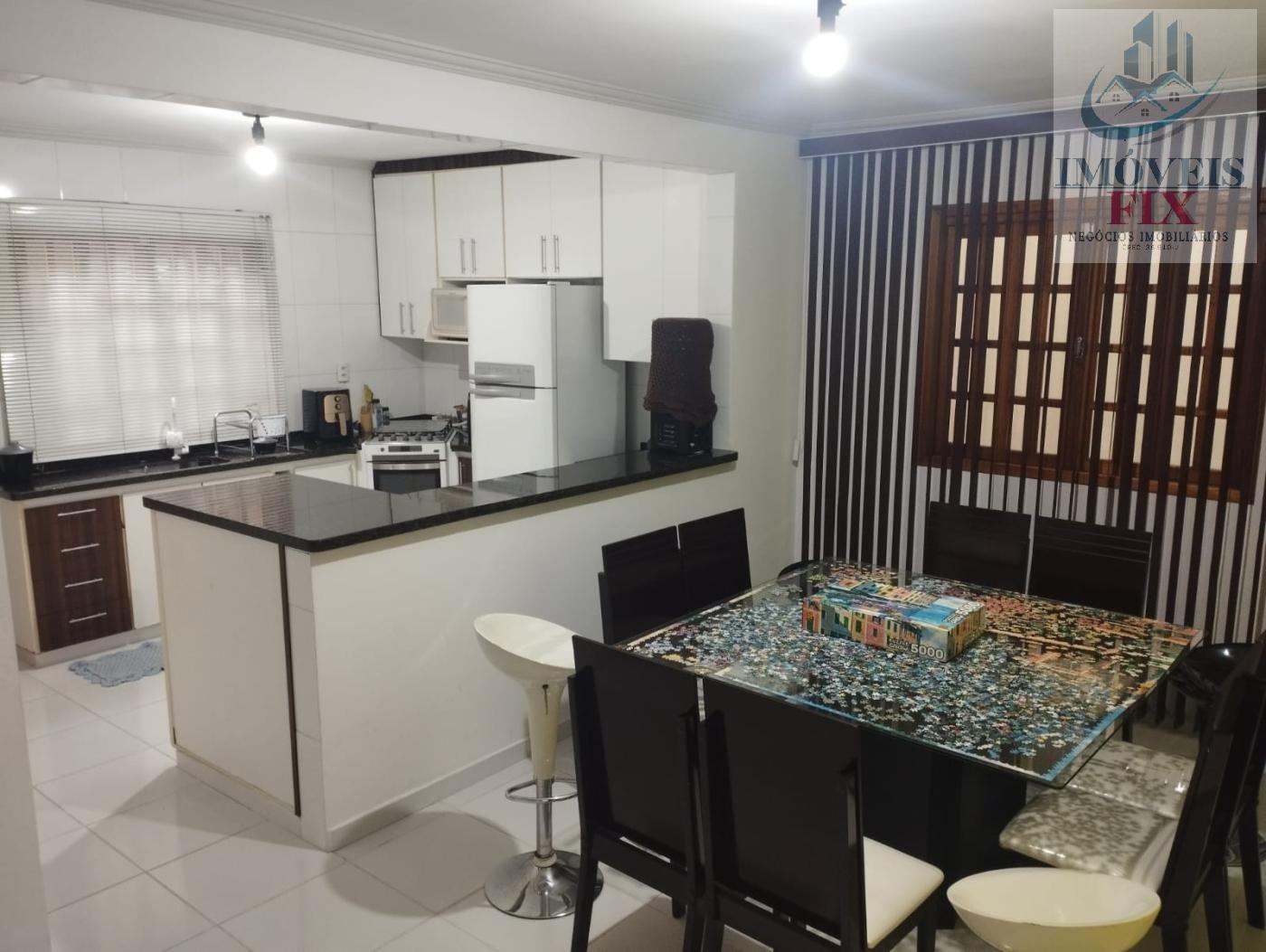 Casa à venda com 3 quartos, 184m² - Foto 13