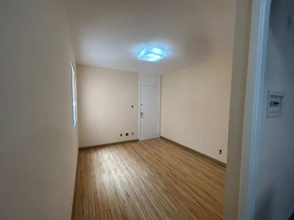 Apartamento à venda com 2 quartos, 49m² - Foto 13