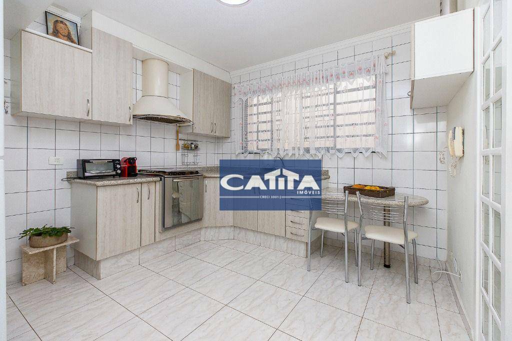 Casa à venda com 3 quartos, 200m² - Foto 17