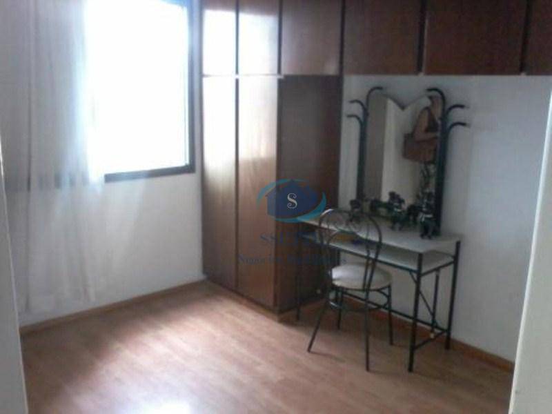 Apartamento à venda com 2 quartos, 72m² - Foto 2