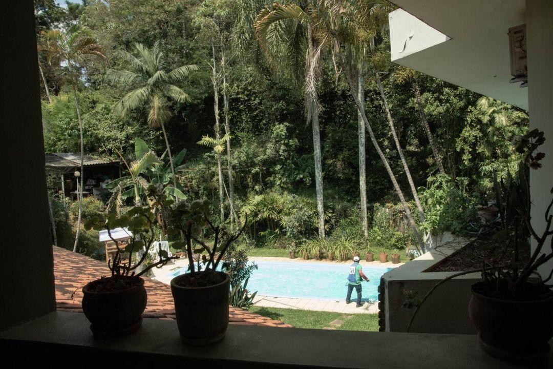 Casa de Condomínio à venda com 5 quartos, 635m² - Foto 1