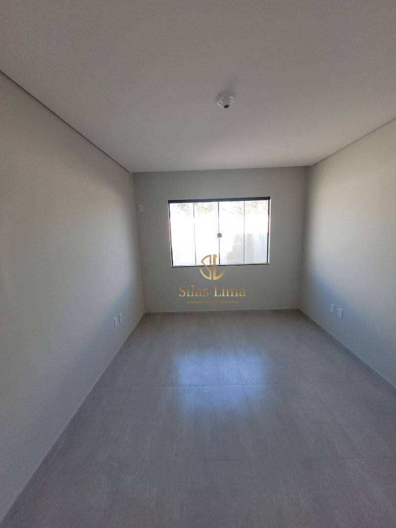 Casa à venda com 3 quartos, 75m² - Foto 16