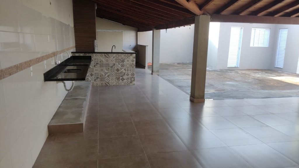 Casa à venda com 3 quartos, 360m² - Foto 18