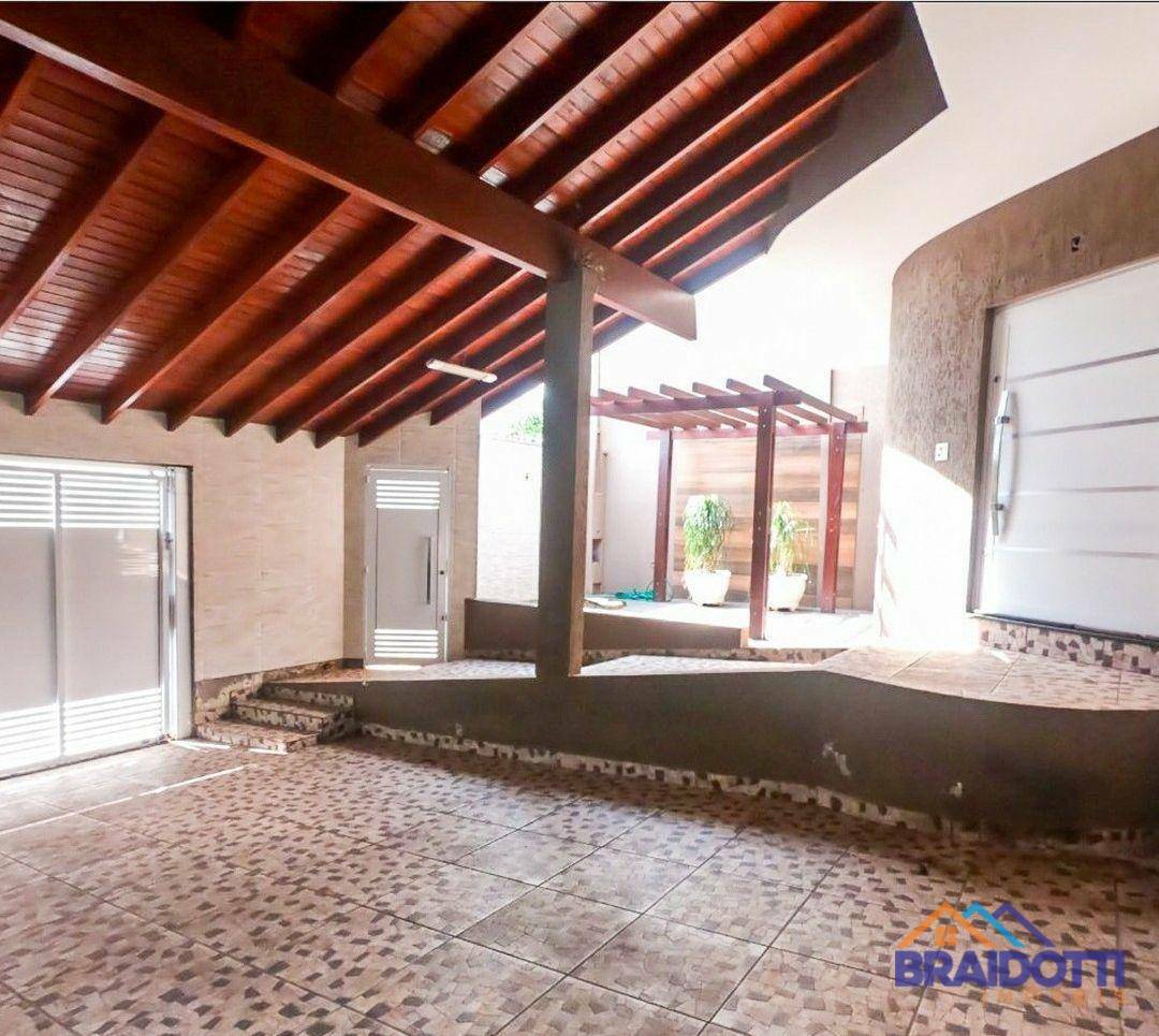 Casa à venda com 3 quartos, 250m² - Foto 8