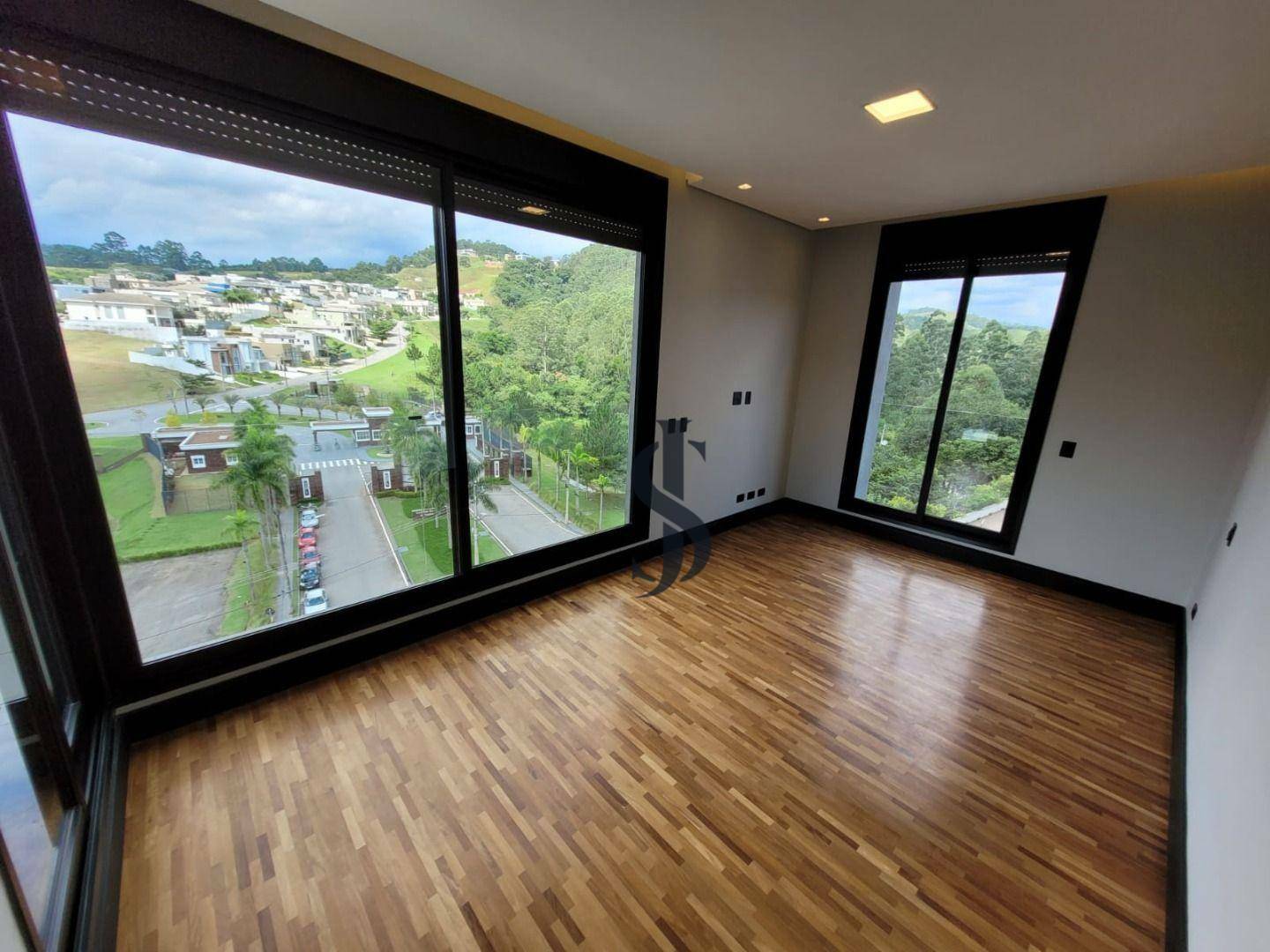 Casa à venda com 4 quartos, 423m² - Foto 4