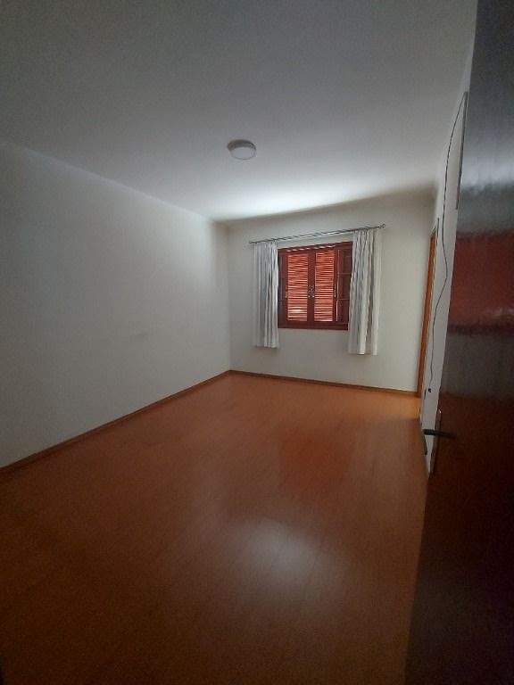 Sobrado à venda com 3 quartos, 170m² - Foto 4