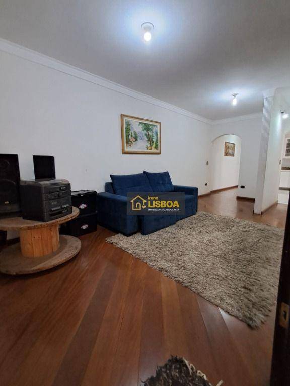 Casa para alugar com 2 quartos, 200m² - Foto 2