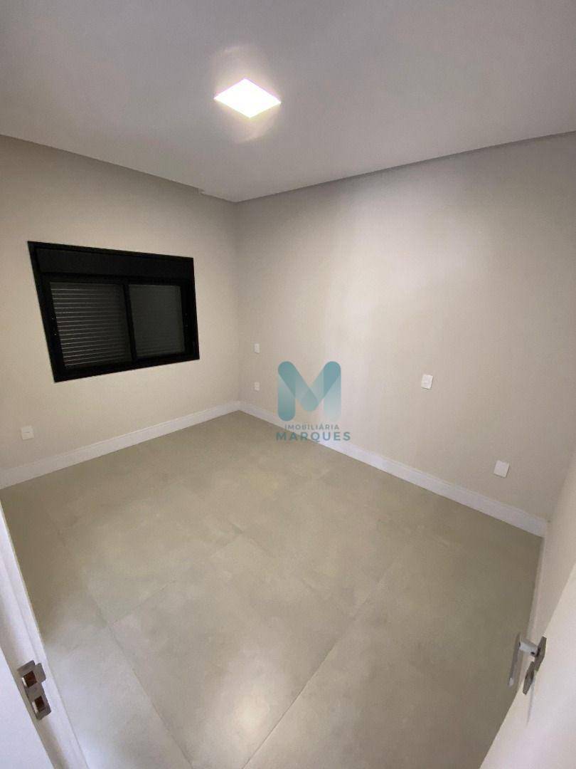 Casa à venda com 3 quartos, 185m² - Foto 15