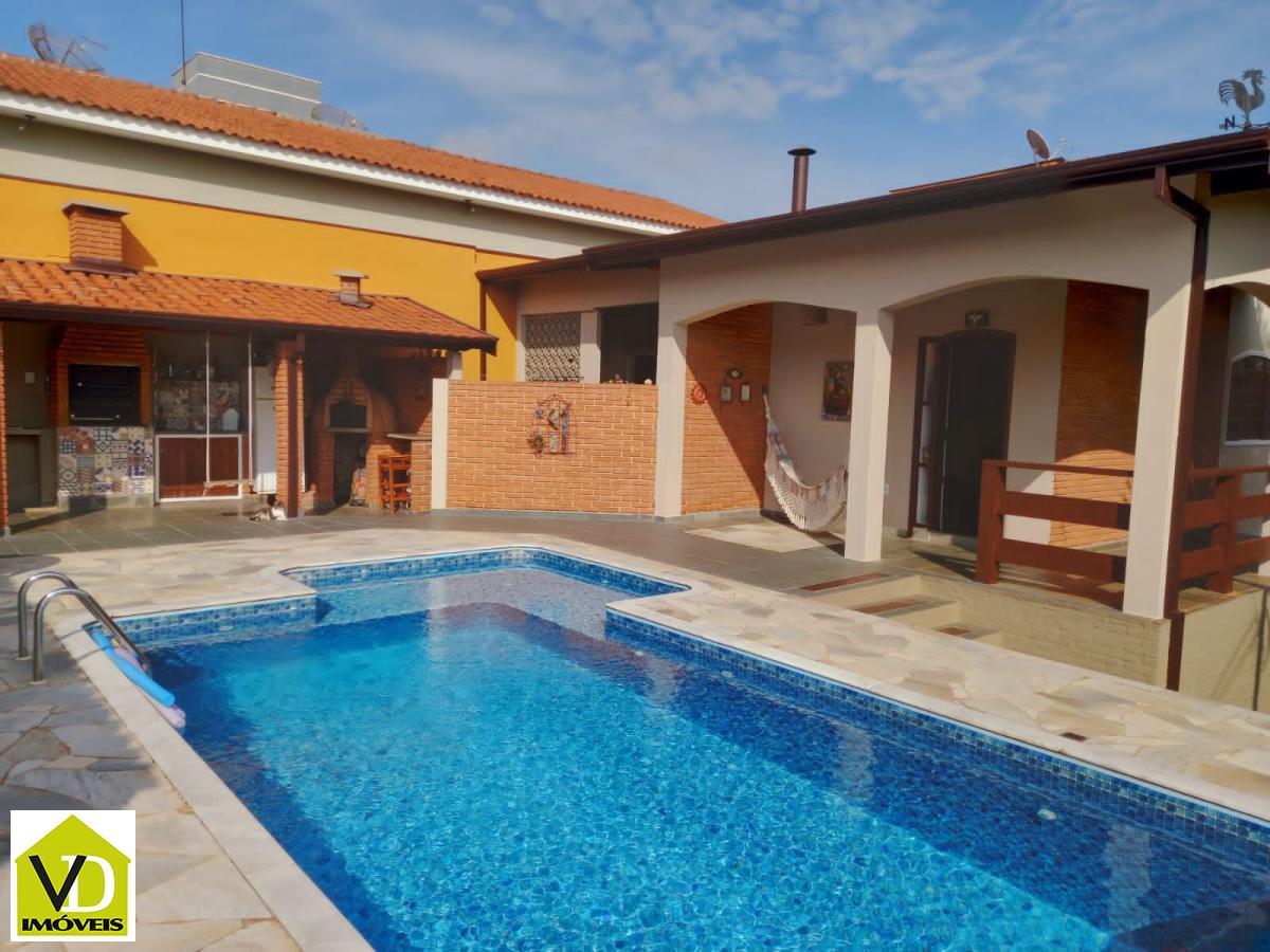 Casa à venda com 4 quartos, 300m² - Foto 26