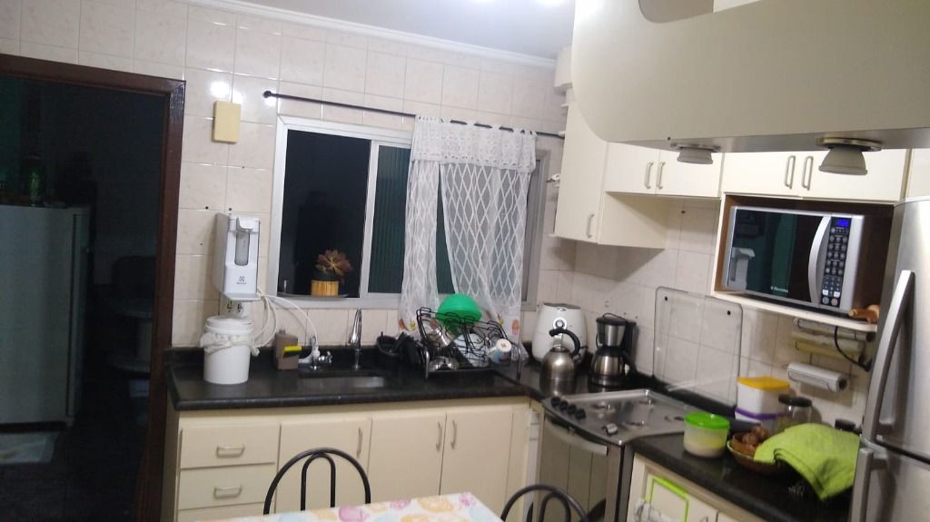 Sobrado à venda com 3 quartos, 160m² - Foto 3