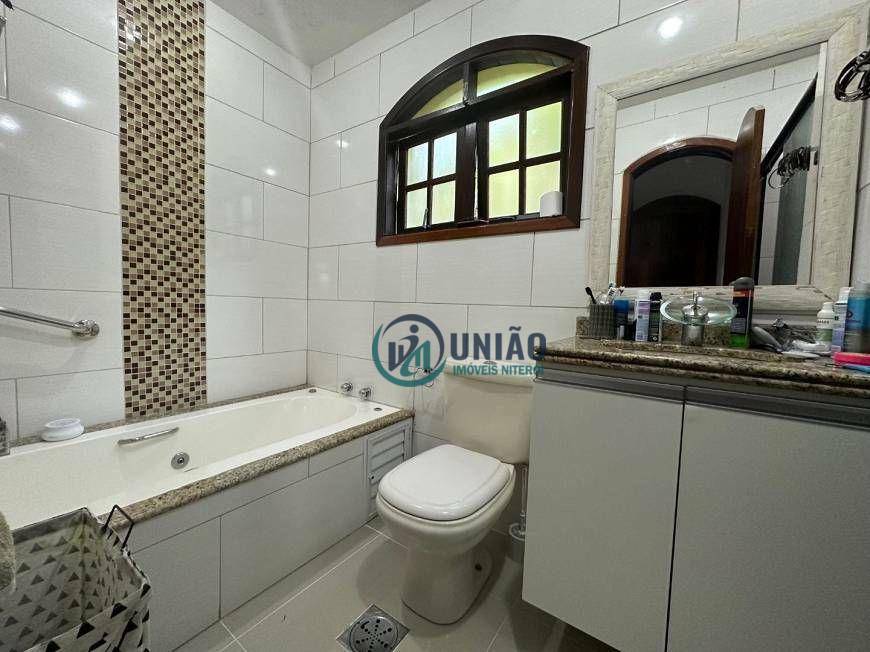 Casa de Condomínio à venda com 4 quartos, 369m² - Foto 18