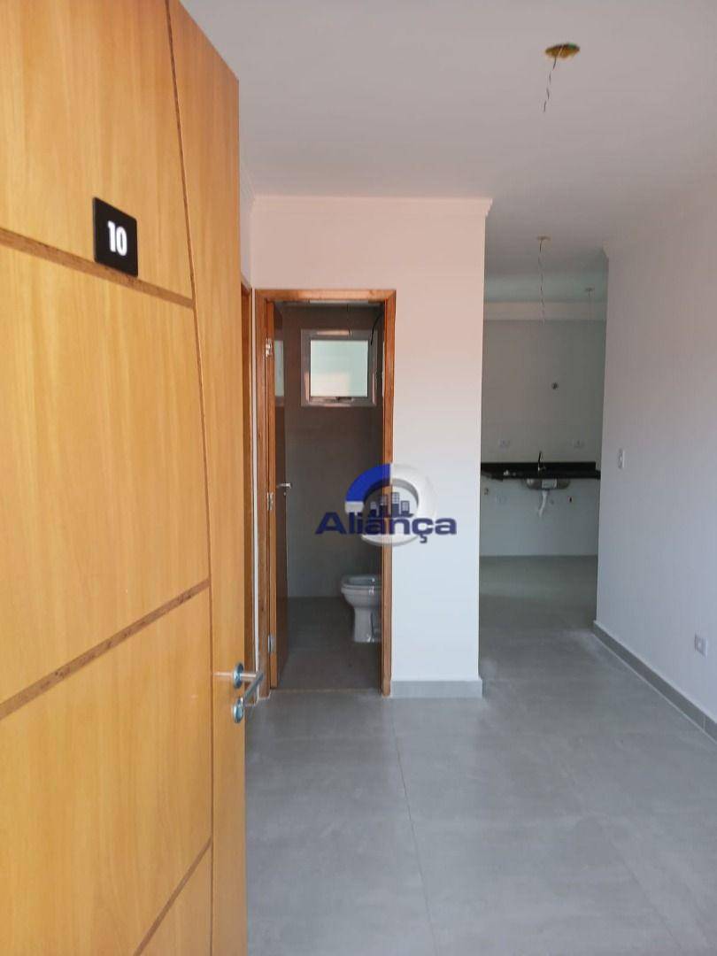 Apartamento à venda com 2 quartos, 40m² - Foto 11