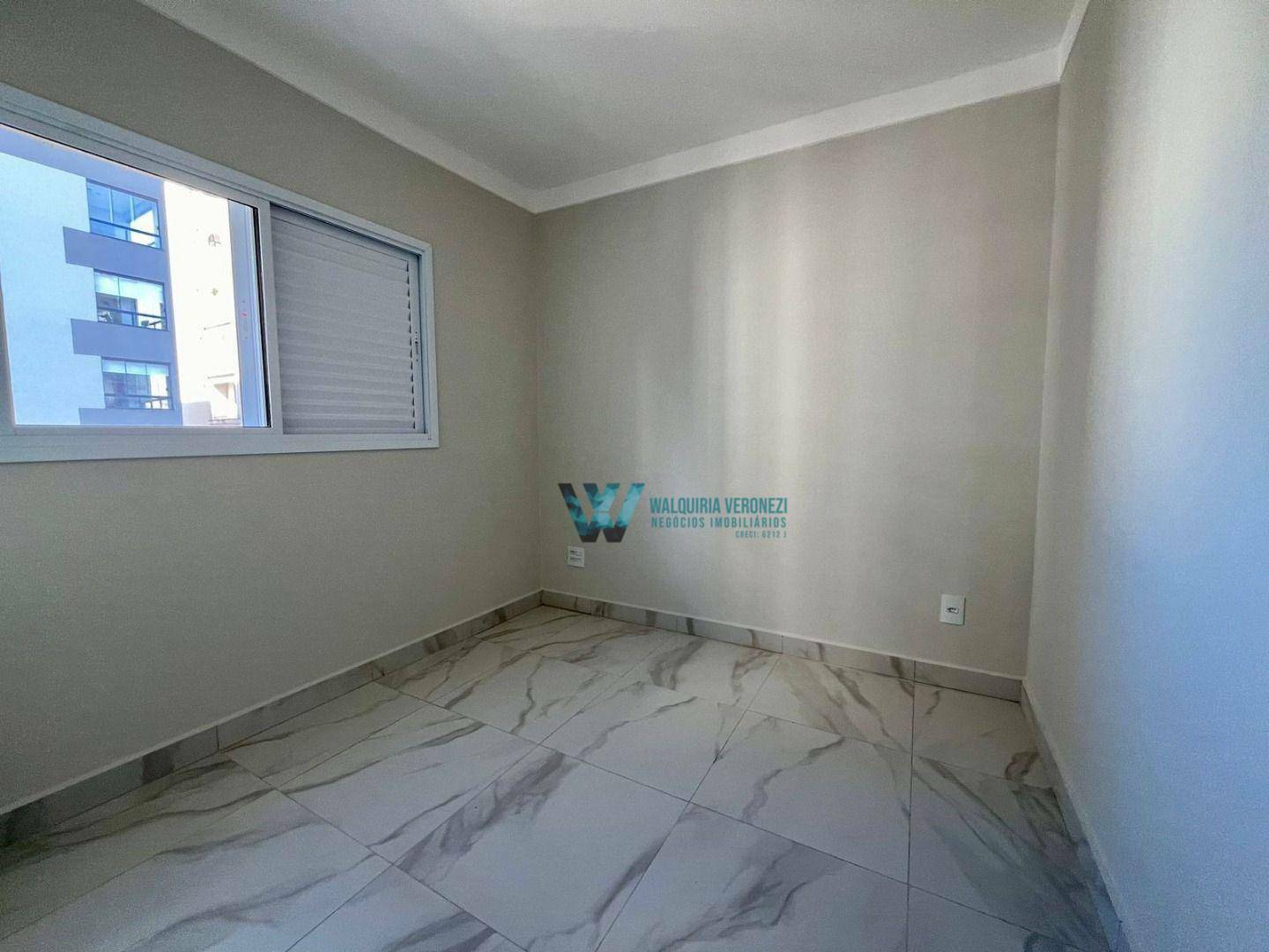 Apartamento para alugar com 1 quarto, 53m² - Foto 12